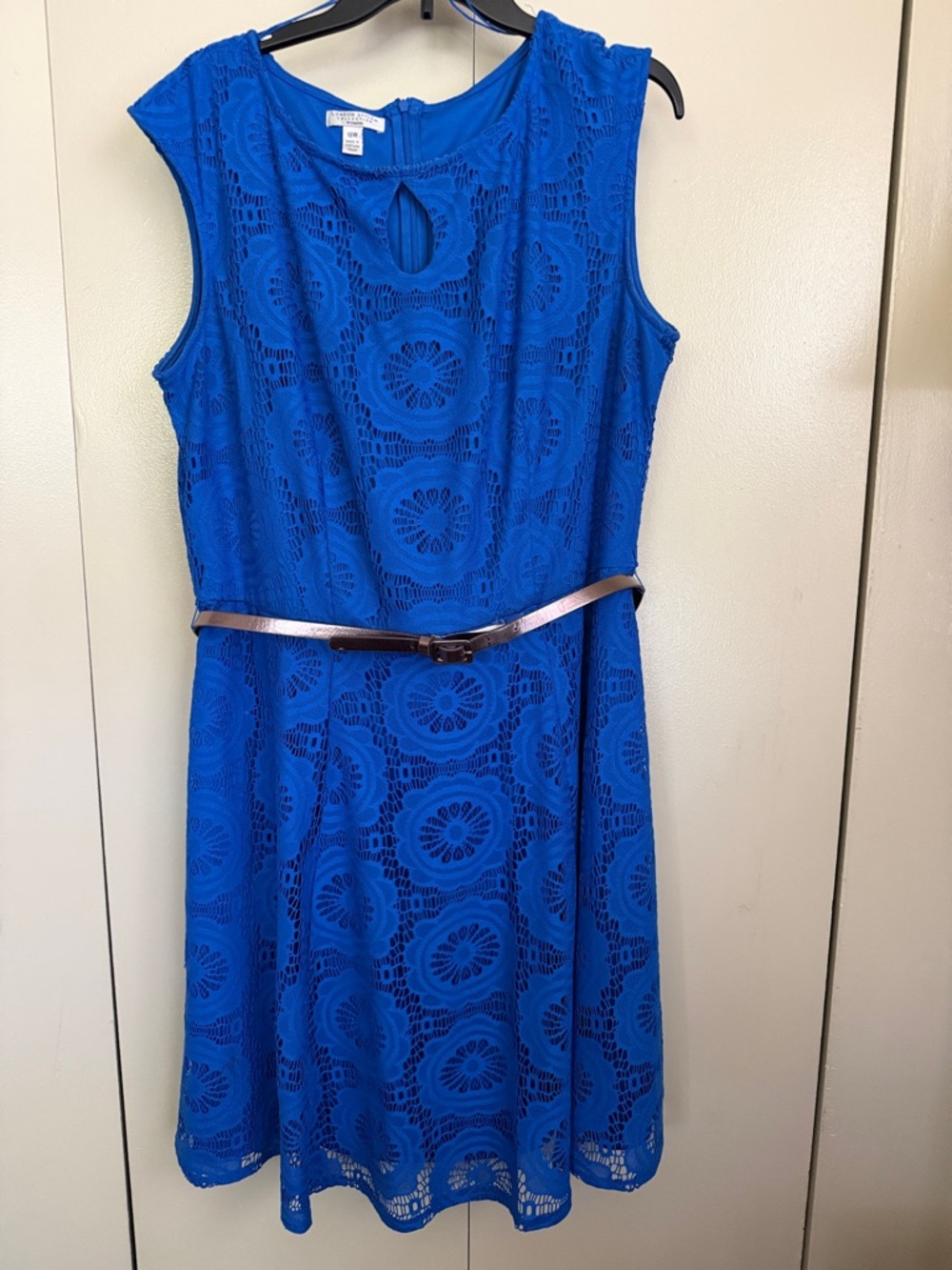 London Style Royal Blue Lace Sleeveless Dress with Belt